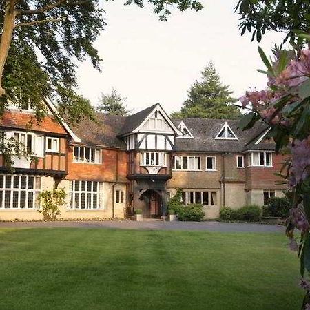 De Vere Venues Branksome Hotel Haslemere Exterior foto